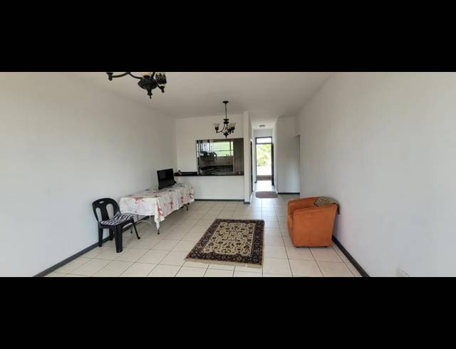 2 BEDROOM TOWNHOUSE FOR SALE IN RACEVIEW